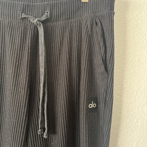 Alo Yoga Sweatpants Adult Medium Black Ribbed Cotton Tapered Unisex See Msmts - Picture 3 of 10